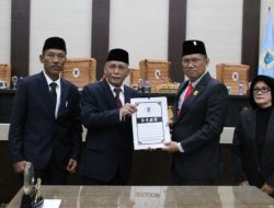 DPRD Resmi Umumkan Pengunduran Diri Bupati OKI di Sidang Paripurna