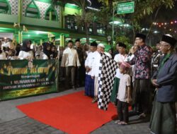 Bupati Gus Muhdlor Bangga Antusias Warganya Ikuti Pawai Ta’aruf Peringatan 1 Muharram 1445 H