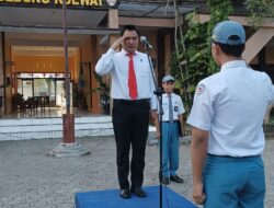 Kanit Reskrim Polsek Jenggawah Jadi Pembina Upacara Bendera di SMAN Jenggawah
