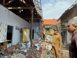 Wabup Subandi Mengunjungi korban Puting Beliung Desa Kedung Wonokerto, Prambon