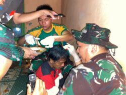 Aksi Cepat Tanggap Yonif 330 Tri Dharma Bantu Penanganan Bencana Angin Puting Beliung di Rancaekek