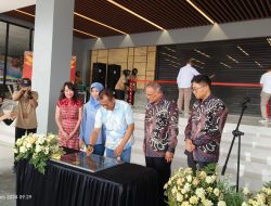 Drs.Bambang Soekwanto Selaku Pj Bupati Bondowoso,Hadiri Peresmian Pusat Perbelanjaan Modern KDS