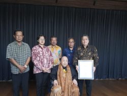 Kegiatan HUT ke-7 SMSI Memperoleh Penghargaan MURI