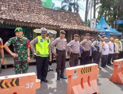 Demi Menjaga Kamtibmas, Personel Kodim 0822 Bondowoso Melaksanakan Giat Pos Pam Operasi Ketupat Tahun 2024
