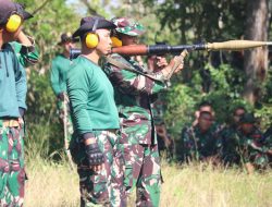 Pelatih Puslatpurmar-4 Purboyo, Bekali Peserta Sustaja Korps Marinir Menembak