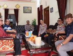 Jumat Curhat Polres Batu Sambangi Rumah Warga dari Pintu ke Pintu Tampung Aspirasi Masyarakat