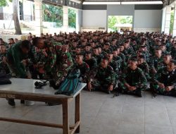 Pelatih Puslatpurmar-4 Purboyo Bekali Pengetahuan Selam Dasar , Peserta Sustaja Korps Marinir Angkatan LXIII/1