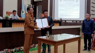 Rapat Paripurna XI XII XIII dipimpin Langsung oleh Ketua DPRD OKI