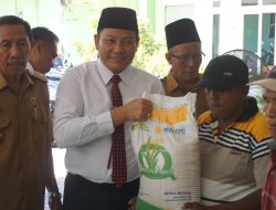 Plt. Bupati Sidoarjo Kawal Langsung Bantuan Pangan Beras di Kecamatan Candi