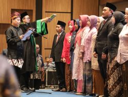 Kukuhkan 54 Panwaslu Kecamatan, Subandi Minta Jaga Netralitas dan Integritas