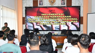 Tumbuhkan Rasa Cinta Tanah Air, Kasdim 0822 Berikan Wasbang Bagi CPNS Kejari Bondowoso
