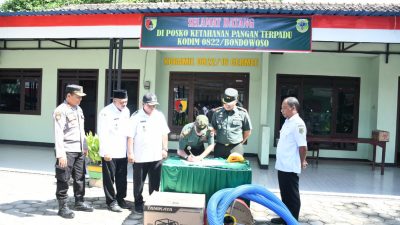 Dukung Ketahanan Pangan, Kodim 0822 Bondowoso Serahkan Pompa Air Brigade Alsintan
