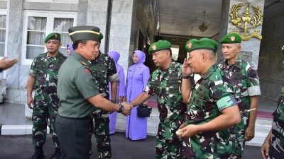 Gubernur Akmil Sambut Hangat Danjen Akademi TNI di Lembah Tidar Magelang