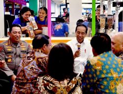 Presiden Joko Widodo usai melakukan peninjauan ke Posyandu Terintegrasi RW 02 Cipete Utara Provinsi DKI Jakarta