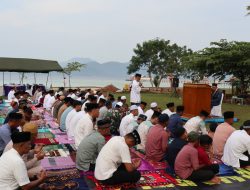 Keluarga Besar Puslatpurmar-8 Teluk Ratai Laksanakan Sholat Idul Adha 1445 H / 2024 M