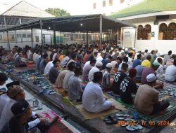 Momentum Idul Adha, Lapas Jember Gelar Sholat Bersama sama dan Potong 11 Ekor Kambing