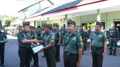 Dandim Bondowoso Pimpin Upacara Bendera Dan Pelepasan Anggota Yang Purna Tugas