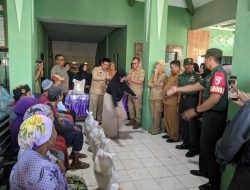 Pemkab Bondowoso Monev Penyaluran Bapang di Tiga Kecamatan,Ini Pesan Pj Bupati