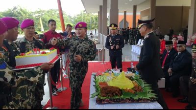 Puslatpurmar 6 Antralina Beri Kejutan Di Hari Bhayangkara ke-78, Untuk Kapolres Sukabumi