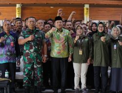 Plt Bupati Subandi Serahkan Bantuan Irigasi untuk 90 Kelompok Tani