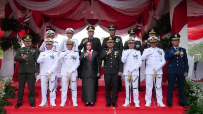 Upacara Penurunan Bendera di Kabupaten Sidoarjo Berlangsung Khidmat