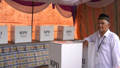 Warga OKI Gunakan Hak Pilih, Pilkada Berjalan Damai dan Kondusif