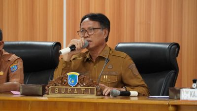 Pj Bupati OKI Ajak ASN Serap Beras Petani Lokal