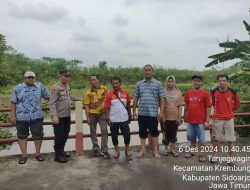 Blusukan Kepala Desa Tanjekwagir Ketitik yang Menjadi Langganan Banjir Patut Mendapat Perhatian dari Pemerintah Kabupaten