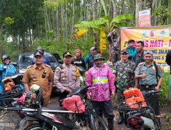 TANGGAP BENCANA, DARMAN ASPER KBKPH SUKOSARI LAKSANAKAN SOSIALISASI DAN PEMASANGAN PLANG HIMBAUAN