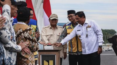 Presiden Prabowo Resmikan Flyover Madukoro dan Hadiri Apel Kasatwil Polri 2024 di Semarang