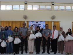 Lapas Jember Gelar Bakti Sosial, Bagikan 25 Paket Sembako Kepada Keluarga Warga Binaan