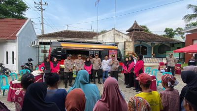 Mayur Kamtibmas Polresta Banyuwangi Kembali Masuk Desa, Warga Sambut Gembira