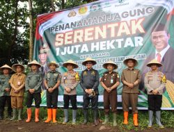 Polres Bondowoso Laksanakan Penanaman Jagung Serentak di Lahan 1 Juta Hektar