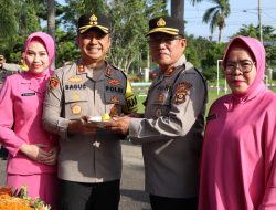 Polres Ogan Ilir Gelar Upacara Pelepasan Kompol Yanuardi yang Memasuki Purna Bakti