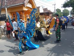 Babinsa dan Bhabinkamtibmas Amankan Carnival Santri di Ponpes Nurul Mu’ain Kab Bondowoso