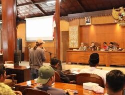 Ketua DPRD Blora Mustofa,Terima Audensi Warga Terdampak di Bendungan Cabean