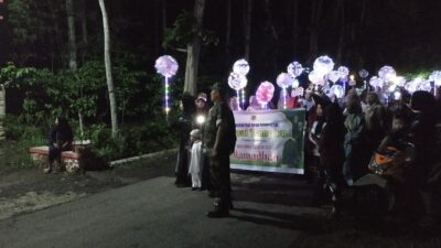 Sinergitas TNI-Polri dalam Pengamanan Pawai Lampion di Desa Dawuhan