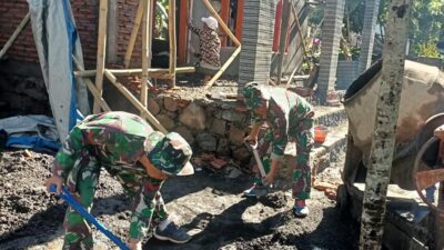 GAS POLL, TAK KENAL LELAH HARI LIBUR PUN SATGAS TMMD BONDOWOSO TETAP KERJA