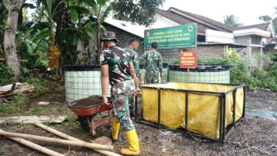 Kolam Terpal TMMD ke-123 di Trotosari Hampir Rampung, Warga Antusias Bantu Satgas