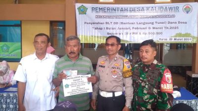 Desa Kalidawir Kecamatan Tanggulangin Salurkan BLT-DD TA 2025 Tahap Pertama di Penghujung Ramadhan