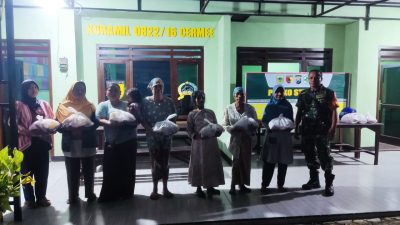 Jelang Idul Fitri, Babinsa Cermee Bagikan Sembako kepada Warga