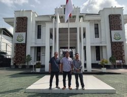 Ketua LSM Perkasa Bersama Amali dan Pilar 08 Sambangi Kejaksaan Negeri Situbondo Terkait Kasus Bapang Desa Sletreng