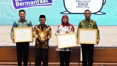 Raih Nilai UKBI Tertinggi, Kabupaten Sidoarjo Terima Penghargaan UKBI Kabupaten Tingkat Nasional