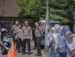 Polres Jember Maksimalkan Program Road Safety Edukasi Keselamatan Berlalulintas Bagi Pelajar dan Santri