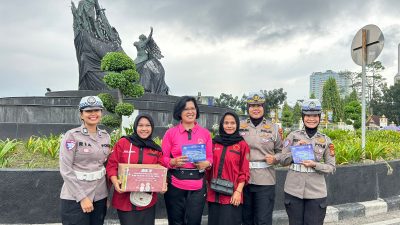 Tim Polwan Cantik Ditlantas Polda Riau Disambut Hangat di Car Free Day Pekanbaru