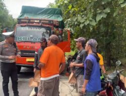 Polres Situbondo Berbagi Makanan Gratis Untuk Sopir Truk dan Angkutan Umum
