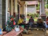 Sertu Mawardi Tampung Aspirasi Warga Saat TMMD ke-124 Kodim 0422/Lampung Barat di Pekon Pemerihan