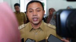 Pestanya Sudah Usai, Saya Disuruh Cuci Piring”: Abdul Wahid Sindir Warisan Utang Rp1,76 Triliun di Awal Kepemimpinannya