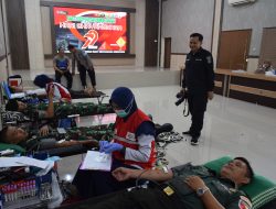 Personel Kodim 0822 Bondowoso Turut Sukseskan Donor Darah HUT Bhayangkara ke-73