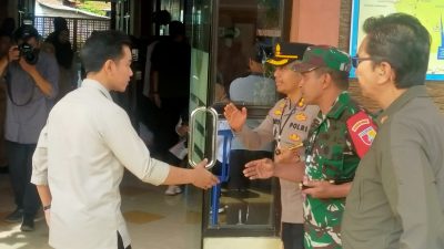 Dandim 0822 Bondowoso Sambut Langsung Kunjungan Kerja Wapres Gibran ke Kawasan Ijen